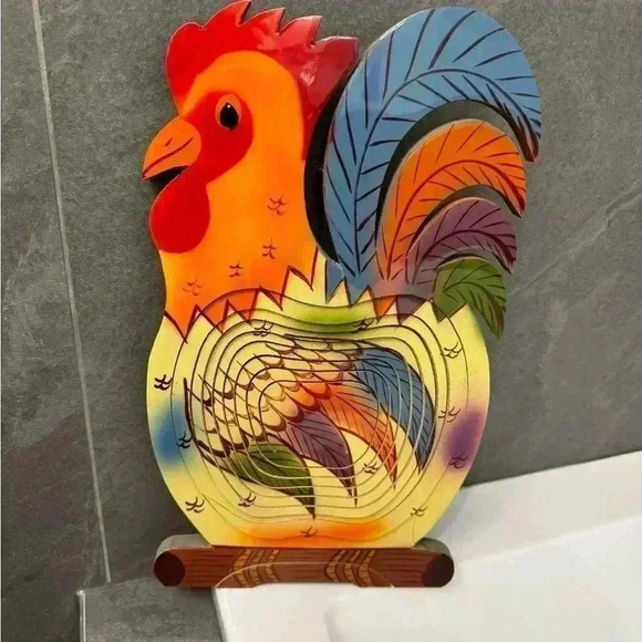 Rooster collapsing wood spiral fruit bowl - Picture 2 of 5